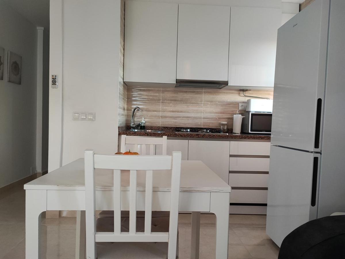 Hercules Paradise 531 Apartamento Con Vistas Al Mar Mediterraneo En Benalmadena A Pasos Del Centro Y Su Vibrante Zona Comercial Disfruta De Una Experiencia Unica En La Costa Del Sol Malaga Andalucia Well-Connected To The Airport Bagian luar foto
